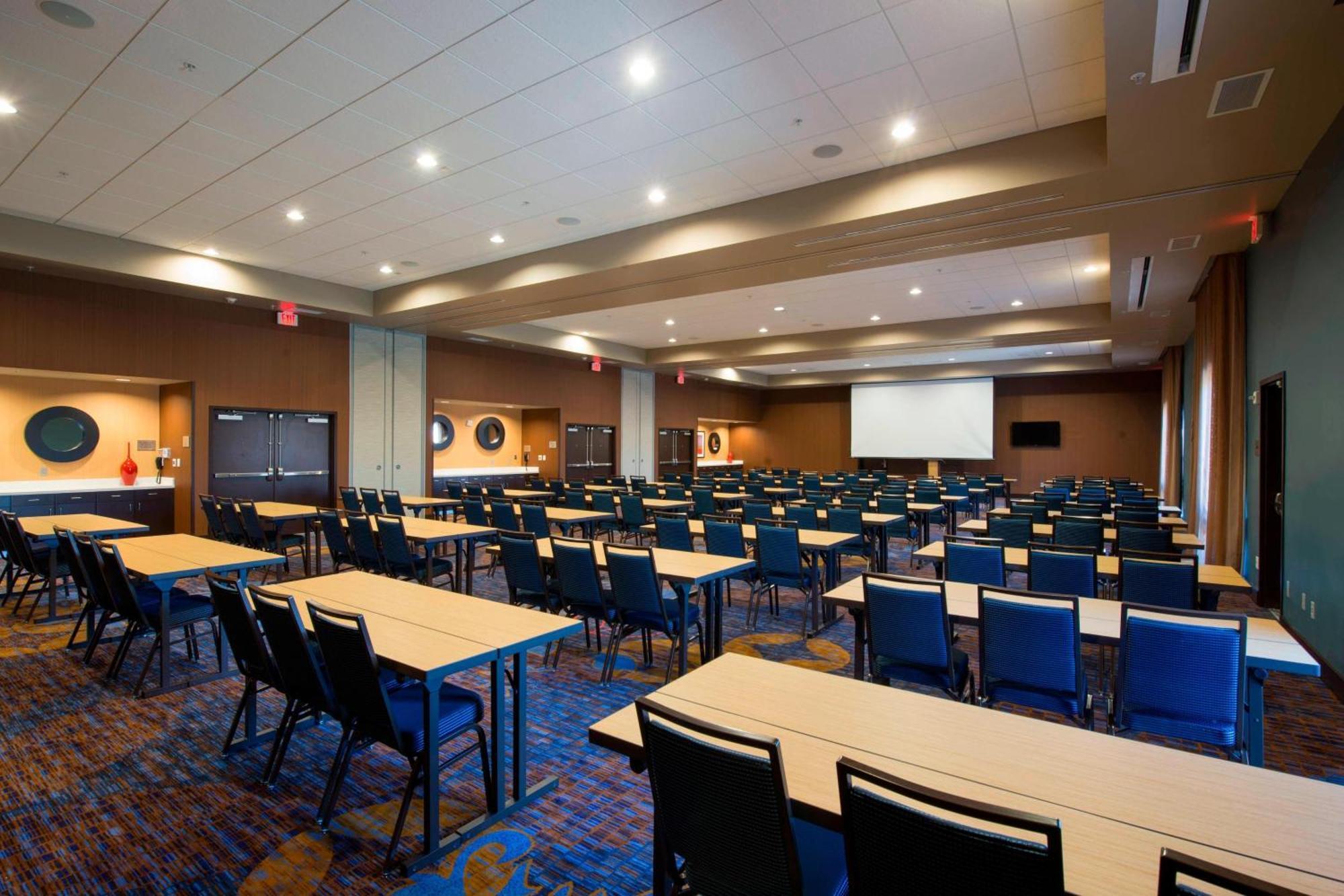Courtyard By Marriott Columbus Hotel Kültér fotó