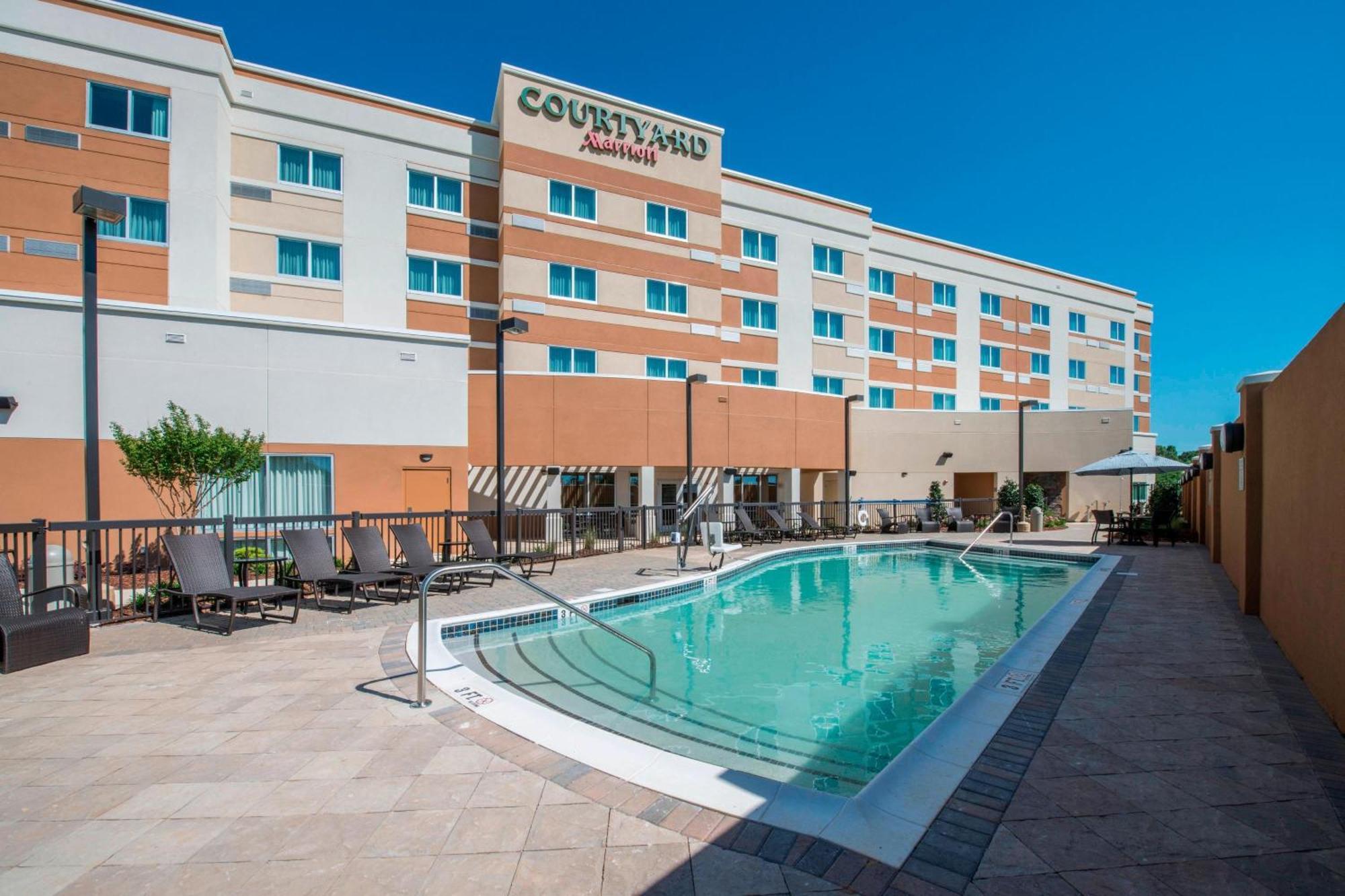 Courtyard By Marriott Columbus Hotel Kültér fotó